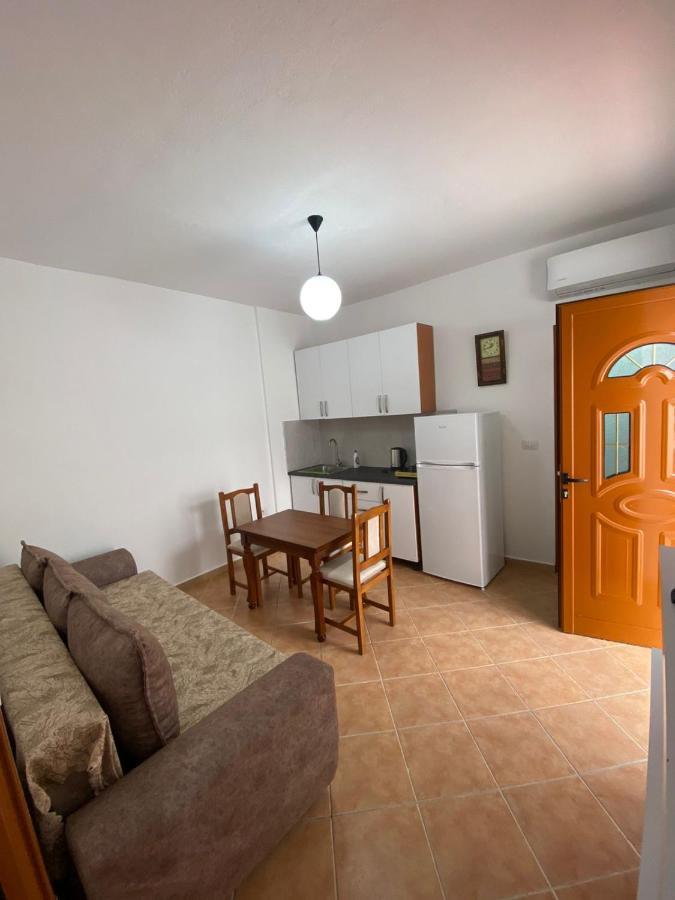 דירות Vlorë Dangolli House מראה חיצוני תמונה